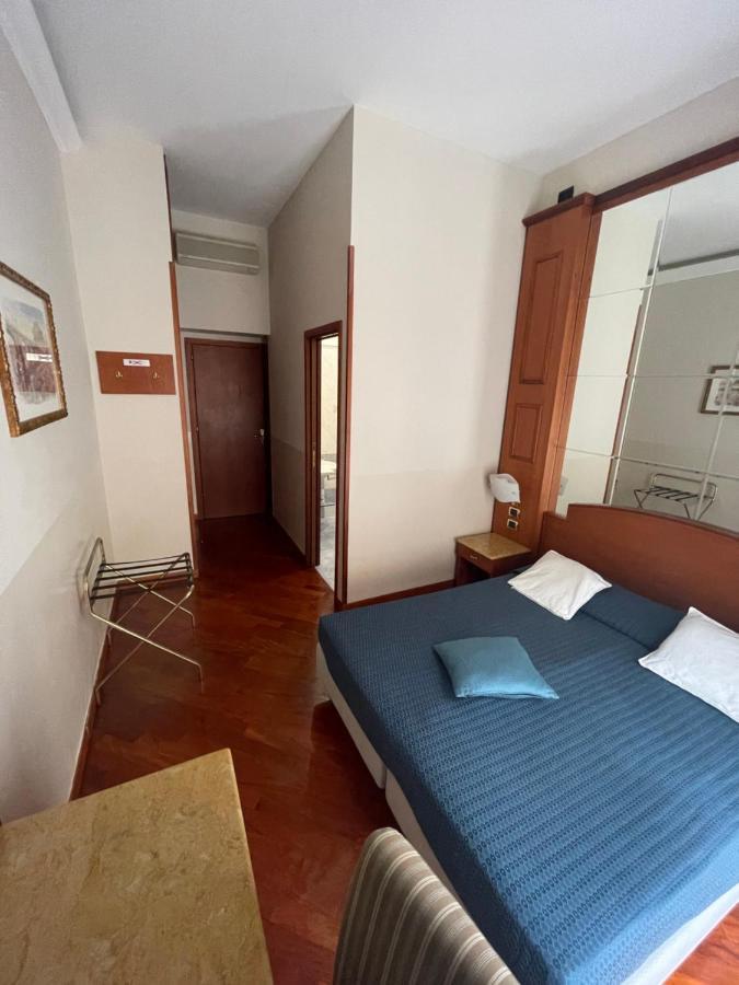 Hotel 3Rd Floor 69 Manin Street Rzym Zewnętrze zdjęcie