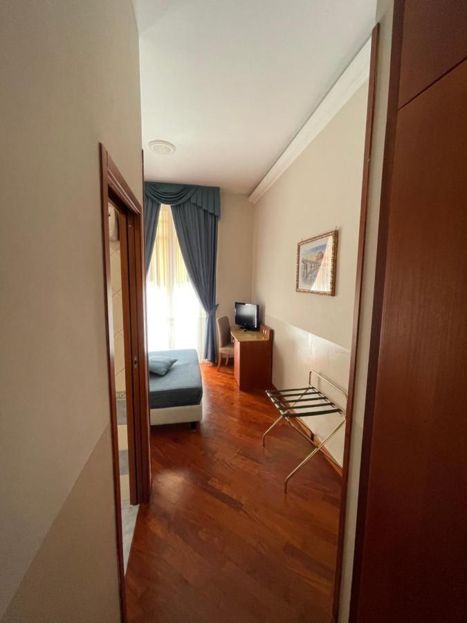 Hotel 3Rd Floor 69 Manin Street Rzym Zewnętrze zdjęcie