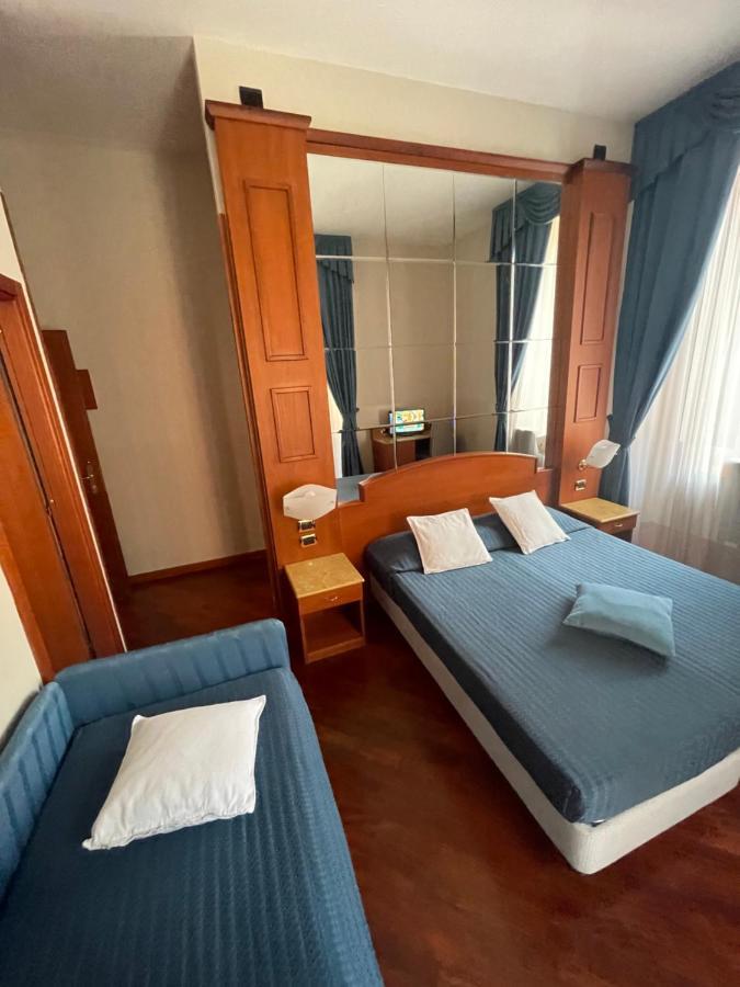 Hotel 3Rd Floor 69 Manin Street Rzym Zewnętrze zdjęcie